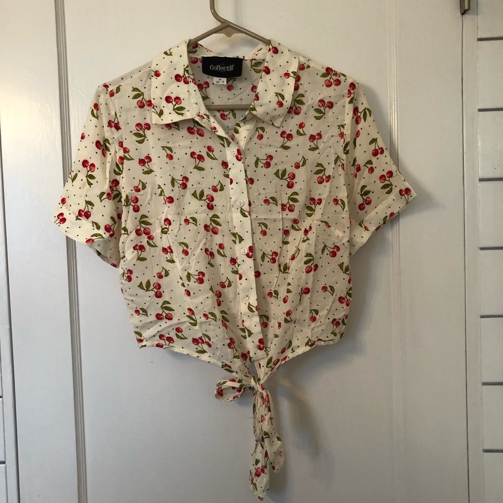 Collectif Sammy cherry blouse